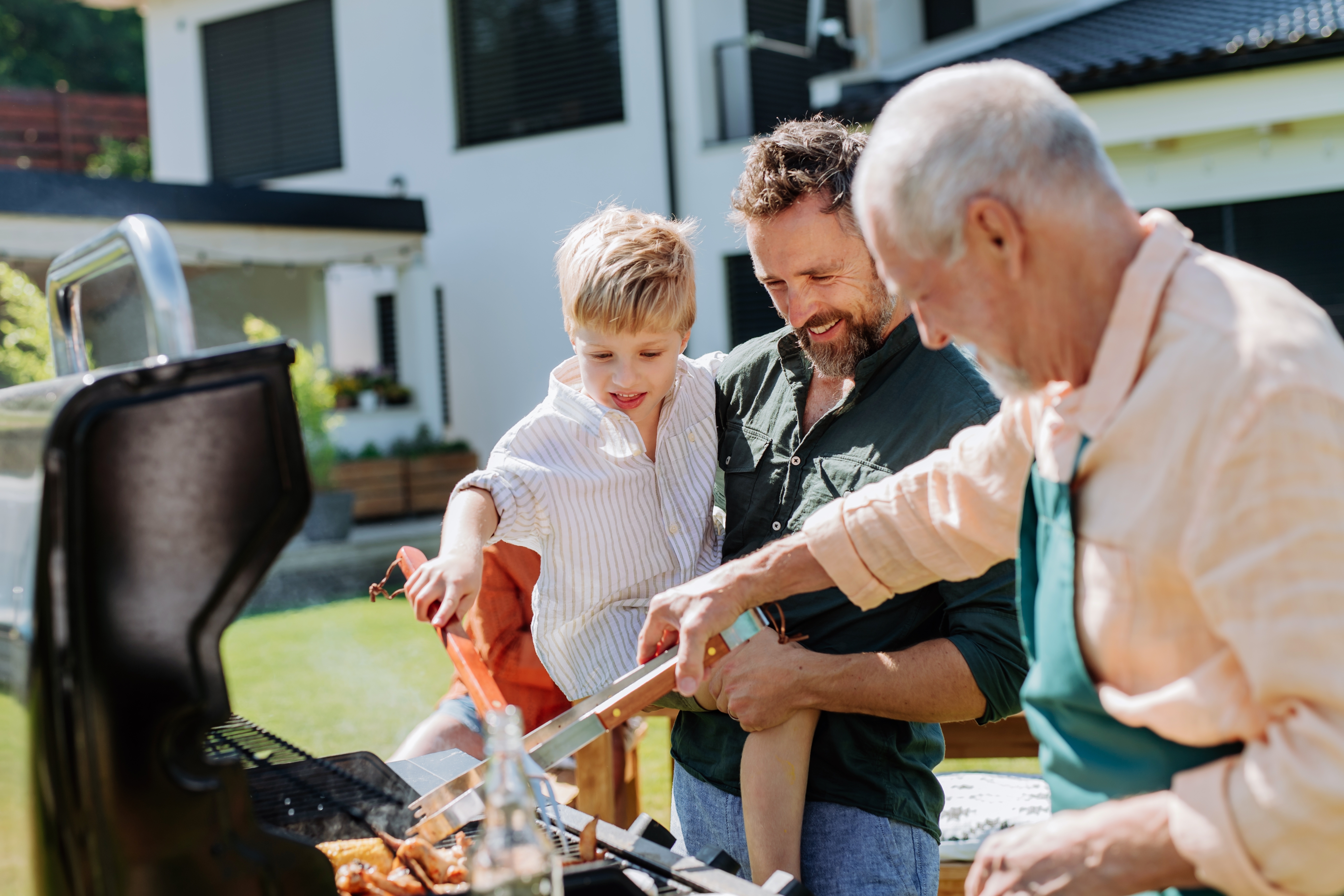 shutterstock_2284149775 A family spending time together